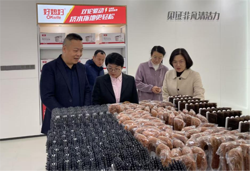 產(chǎn)教融合賦能電商 校友反哺共筑育人平臺—我院與湖南好媳婦家居用品有限公司簽約校企戰(zhàn)略合作