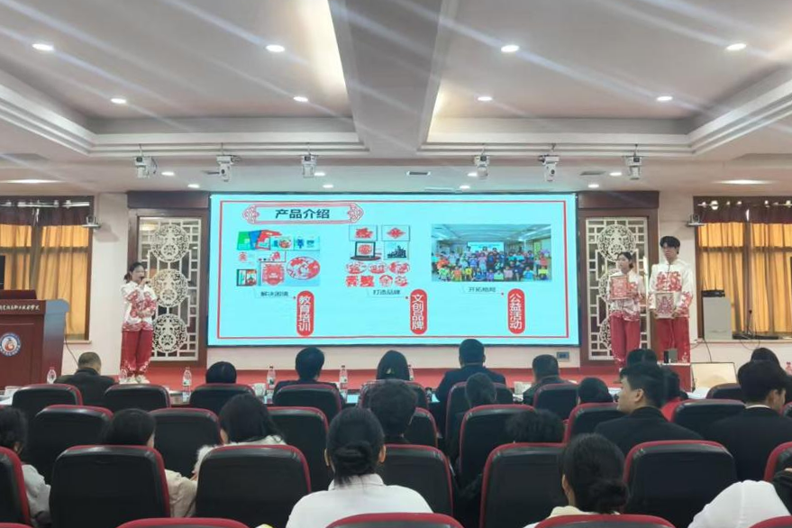 指尖傳承非遺技藝，匠心斬獲大賽殊榮