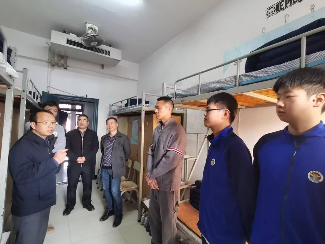 學(xué)院紀(jì)委書記赴信息工程系調(diào)研指導(dǎo)