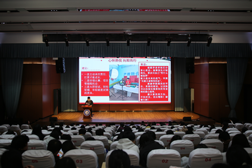  “薪火相傳，技路同行”——經(jīng)貿(mào)物流系舉辦第三期“師長學(xué)長說”成長經(jīng)驗(yàn)分享會(huì)